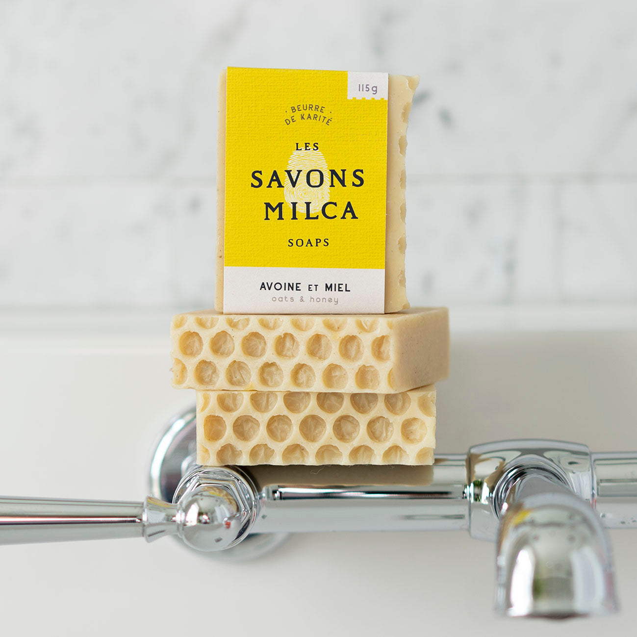 - Savon - Avoine et Miel / Oats & honey soap