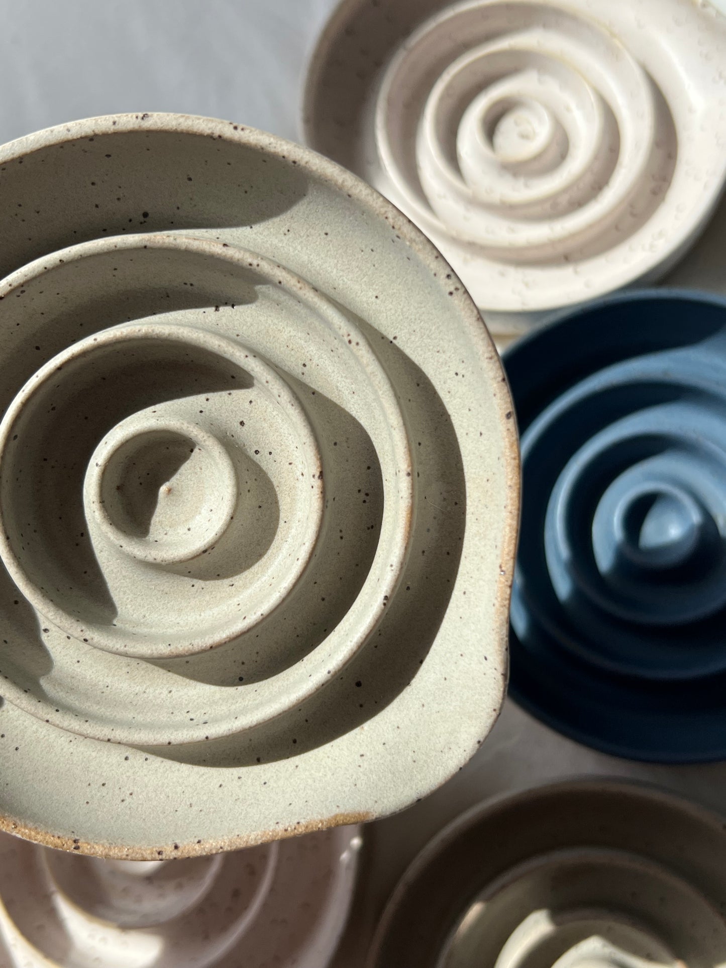 Porte-savon en céramique GRIS-BEIGE Ceramic soap dish