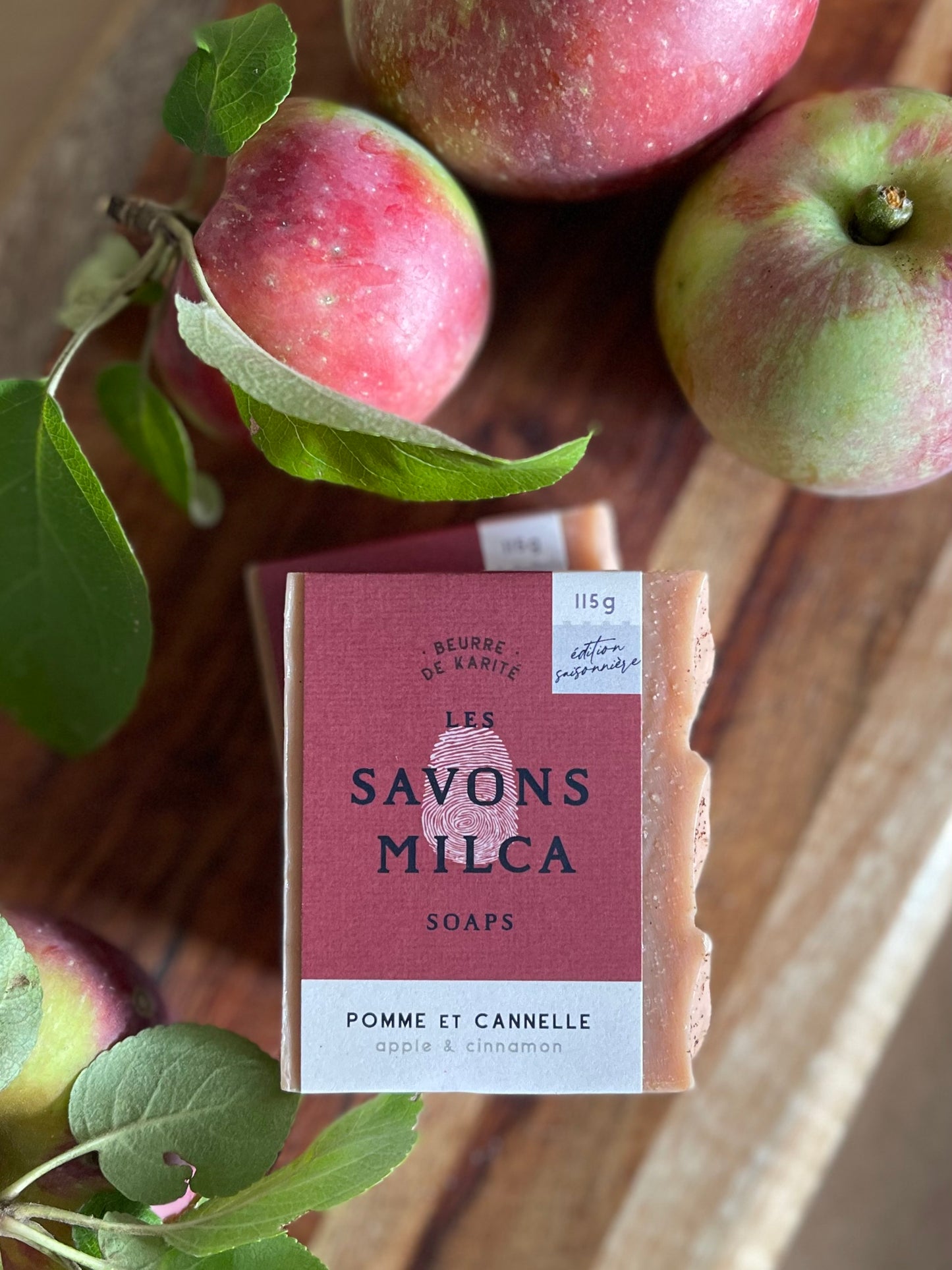 - Savon - Pomme et cannelle / Apple & cinnamon soap