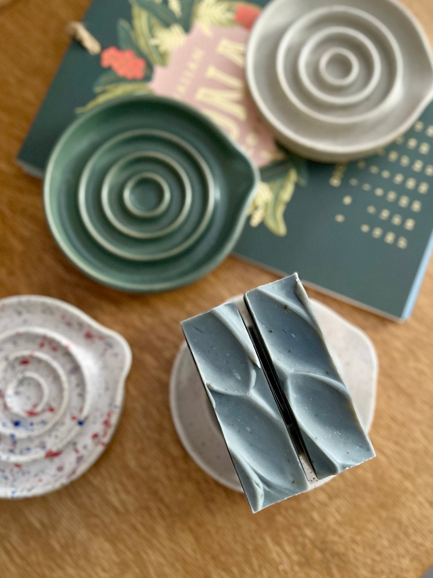 Porte-savon en céramique GRIS-BEIGE Ceramic soap dish