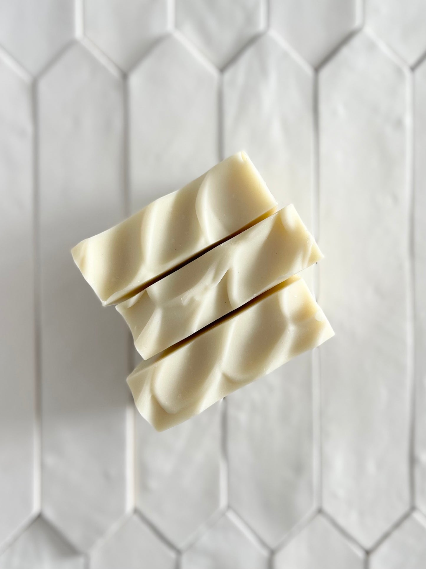 - Savon - Beurre de karité 40% inodore ZÉRO DÉCHET / Unscented 40% Shea butter soap ZERO WASTE