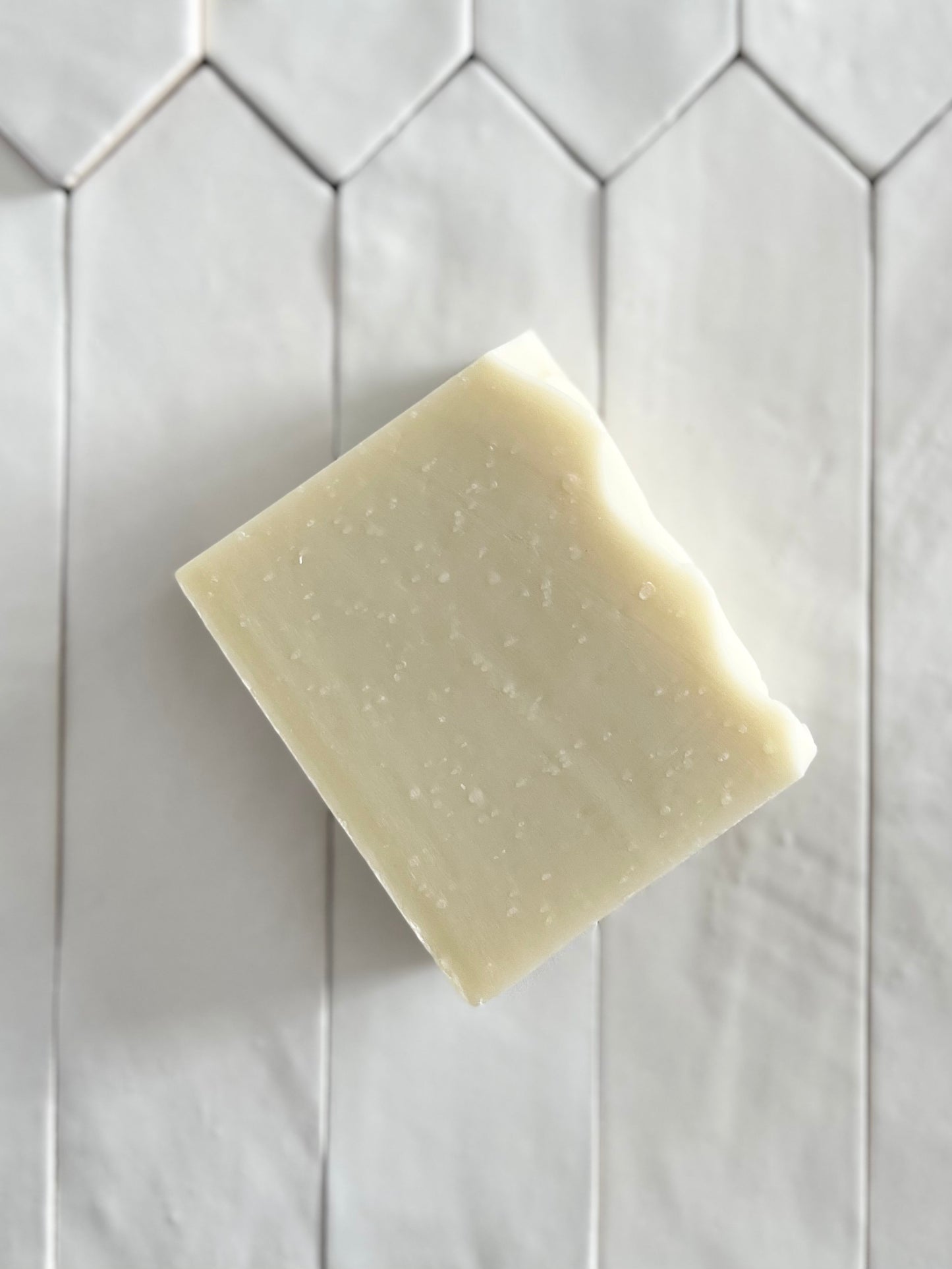- Savon - Beurre de karité 40% inodore ZÉRO DÉCHET / Unscented 40% Shea butter soap ZERO WASTE