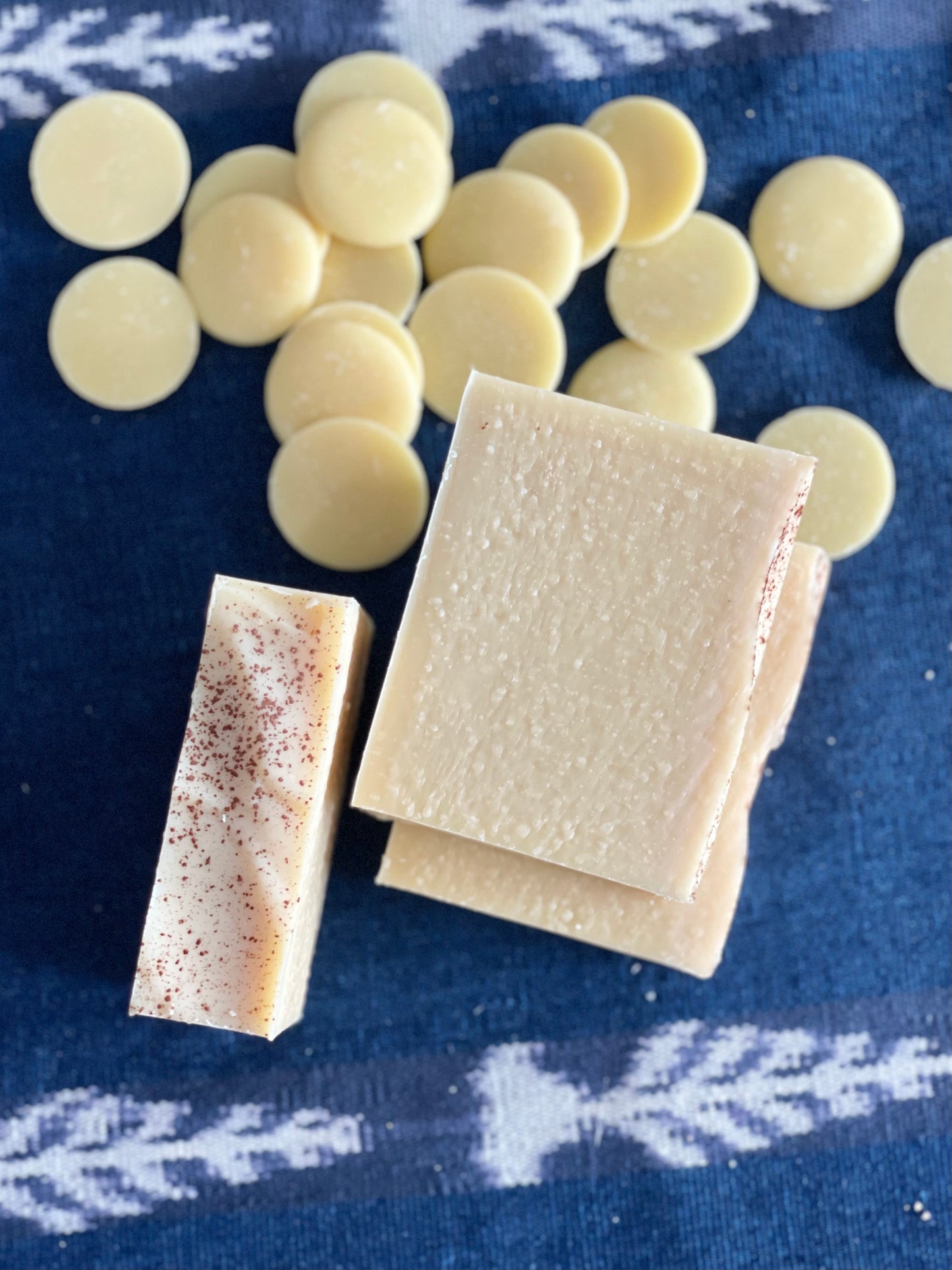 - ÉPHÉMÈRE 009 - Savon Castille Olive, Cacao & miel hypoallergène / Olive, Cocoa & honey Castille soap