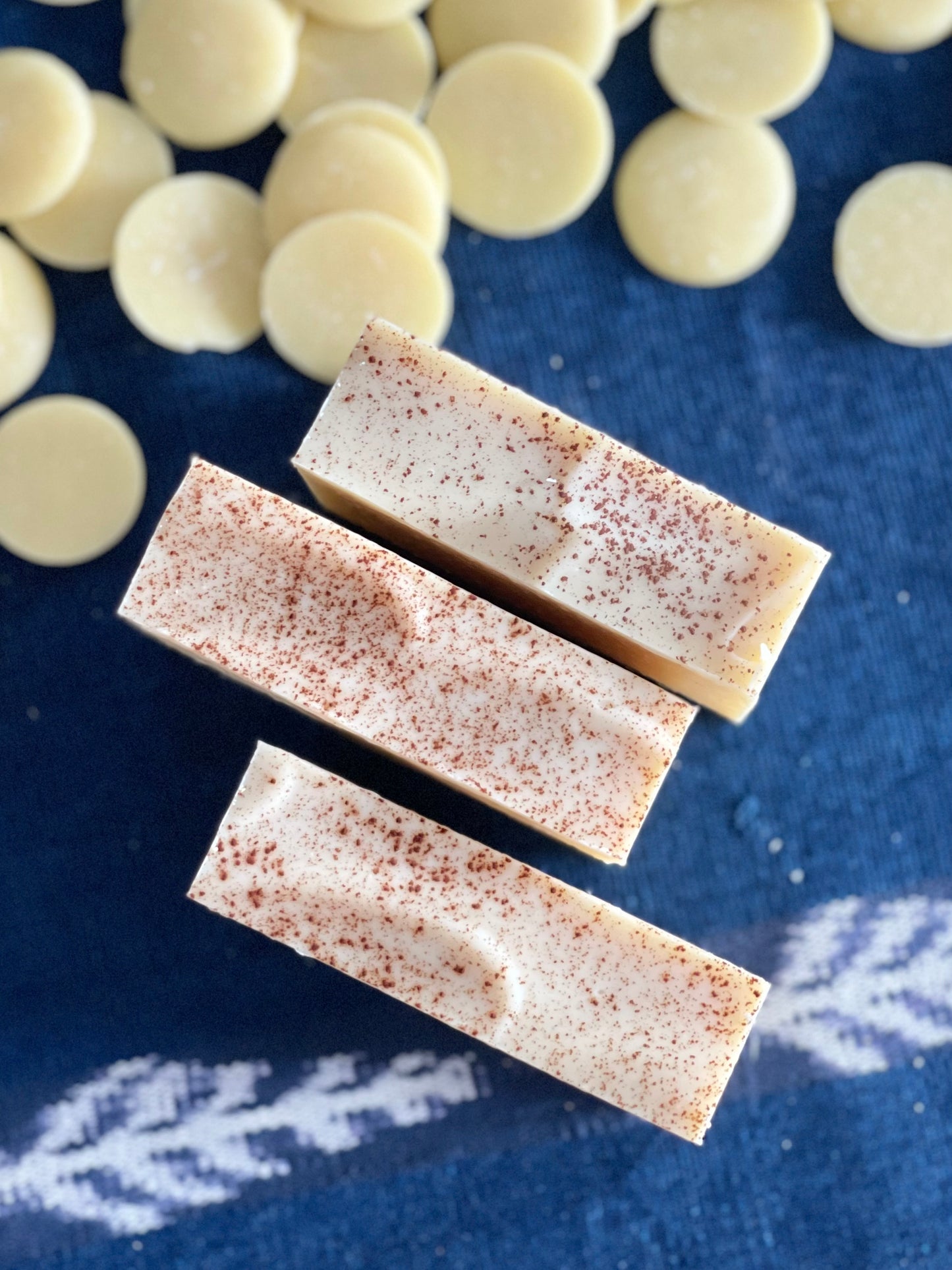 - ÉPHÉMÈRE 009 - Savon Castille Olive, Cacao & miel hypoallergène / Olive, Cocoa & honey Castille soap