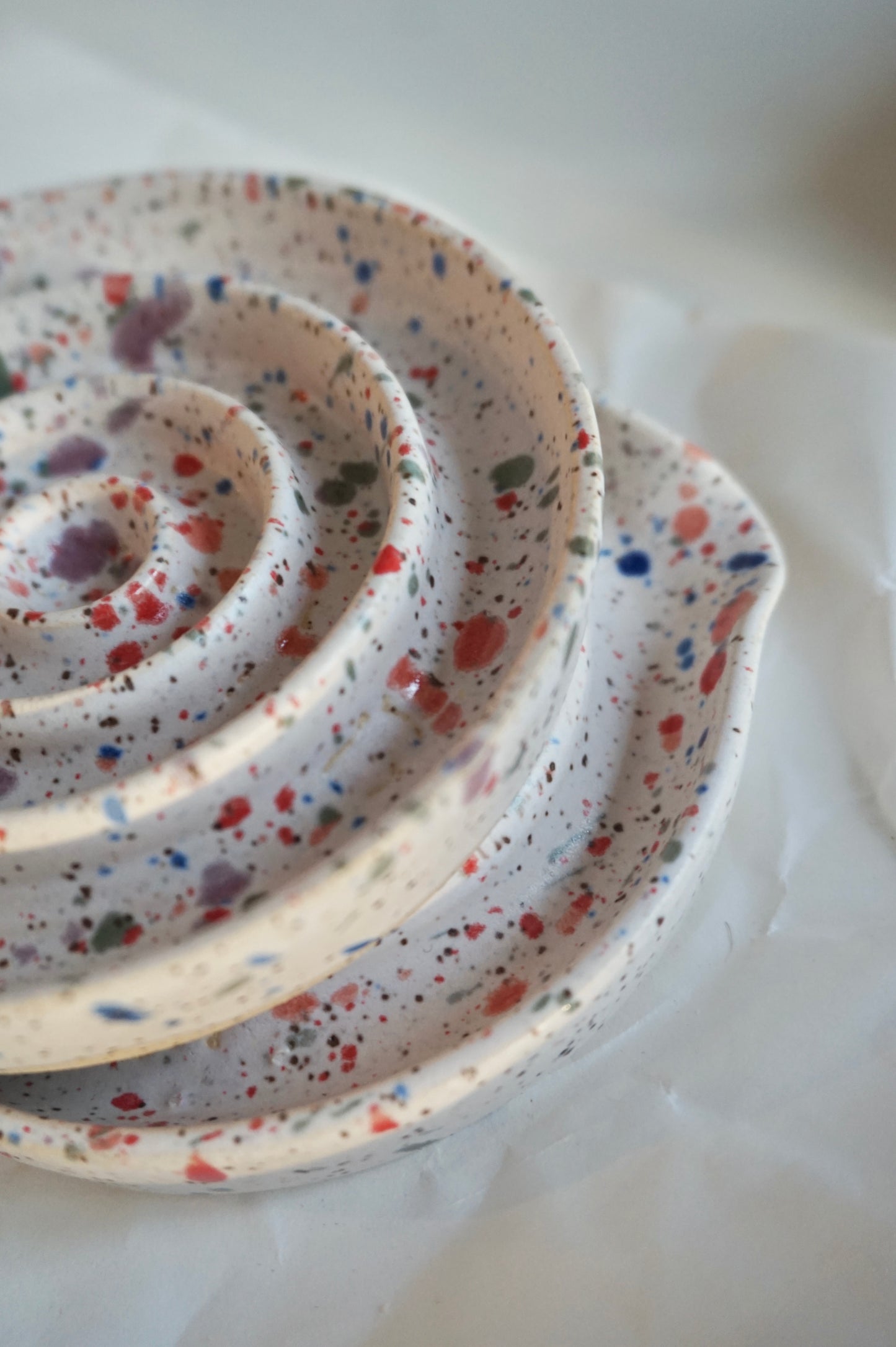 Porte-savon en céramique ÉCLATS MULTICOLORE / MULTI-COLORED Ceramic soap dish