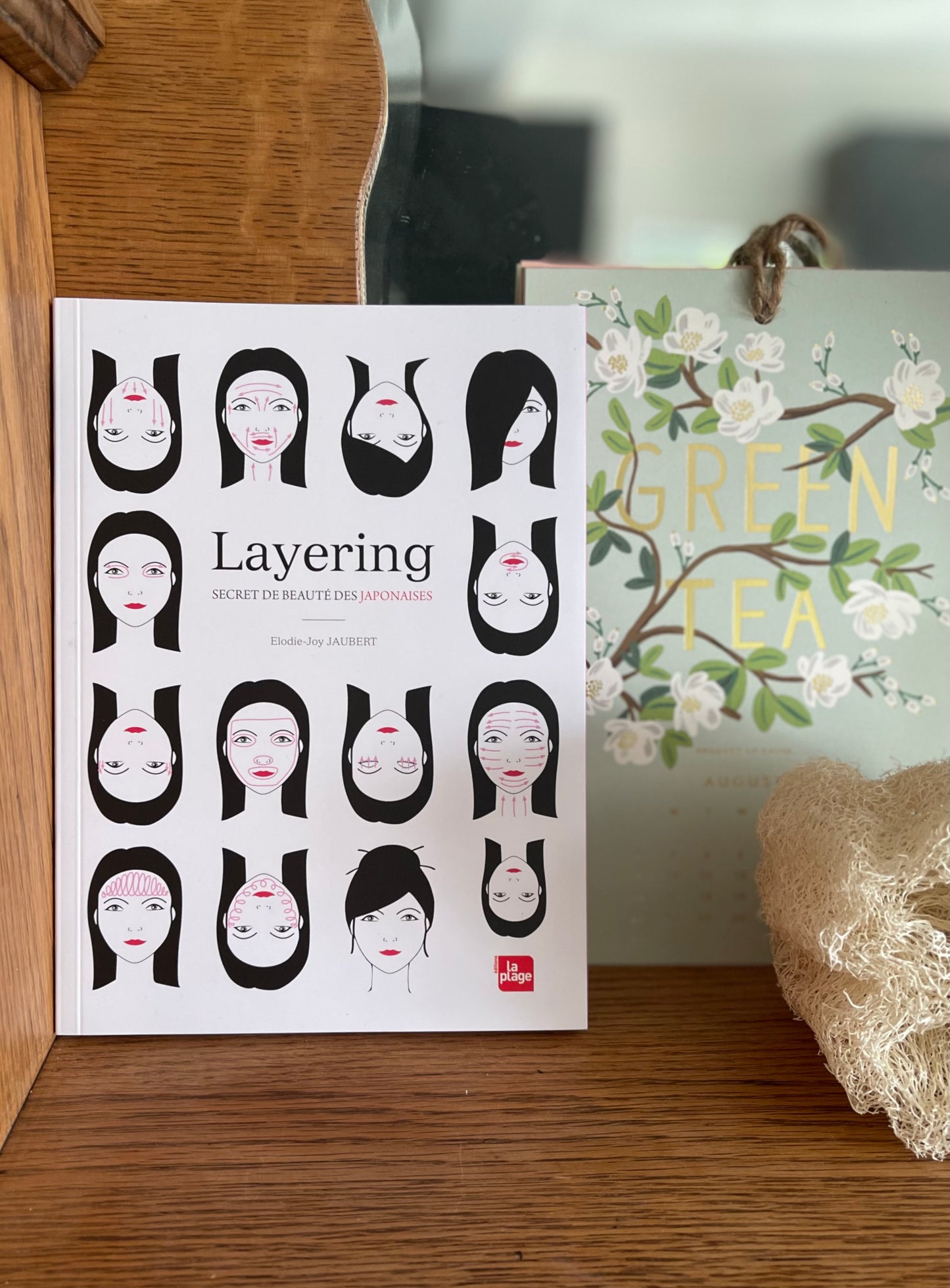 Livre LAYERING -SECRET DE BEAUTÉ DES JAPONAISES / Layering book (french only)