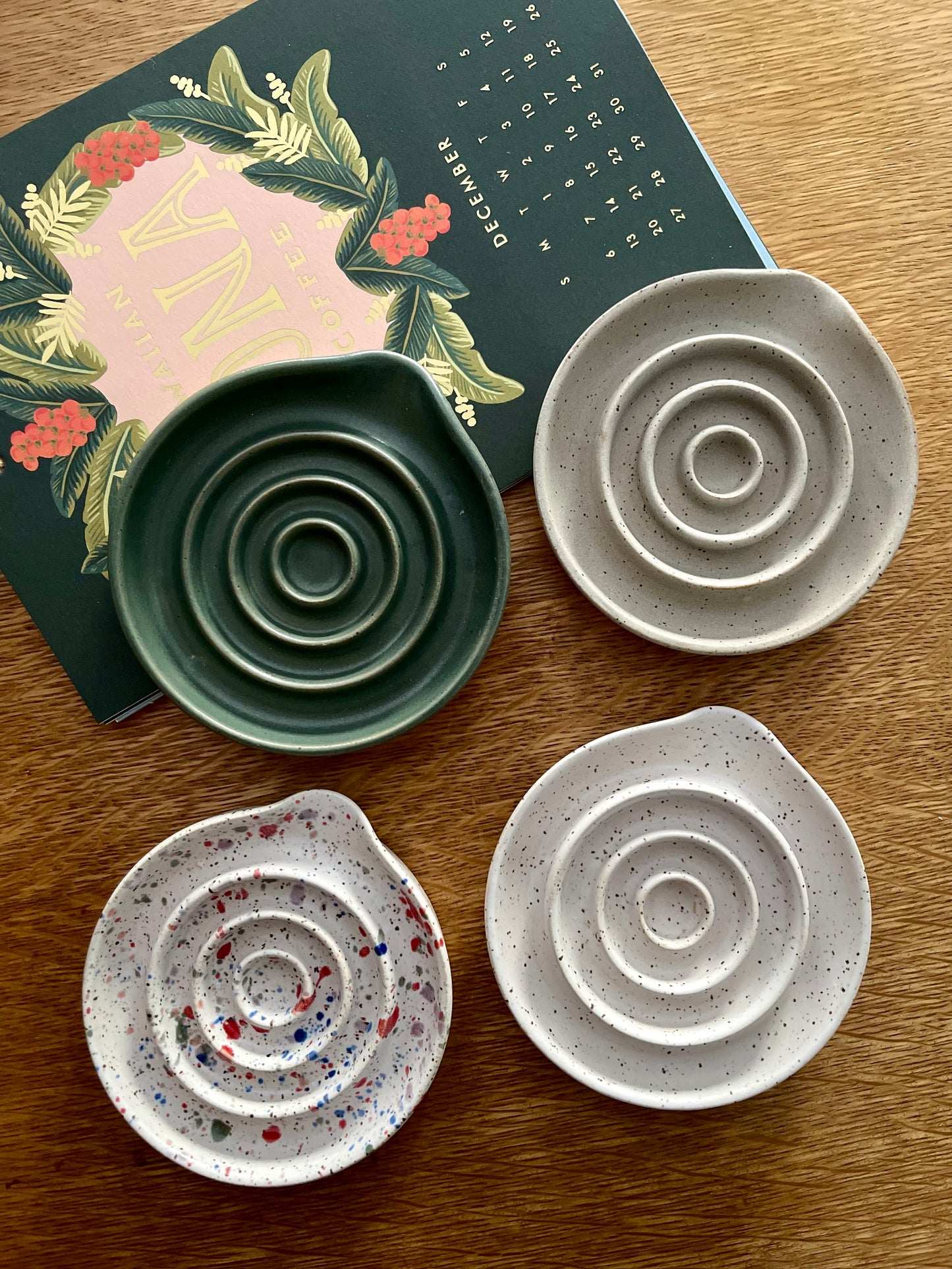 Porte-savon en céramique VERT FORÊT / Ceramic soap dish