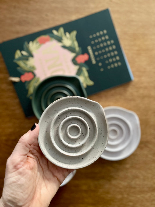 Porte-savon en céramique GRIS-BEIGE Ceramic soap dish